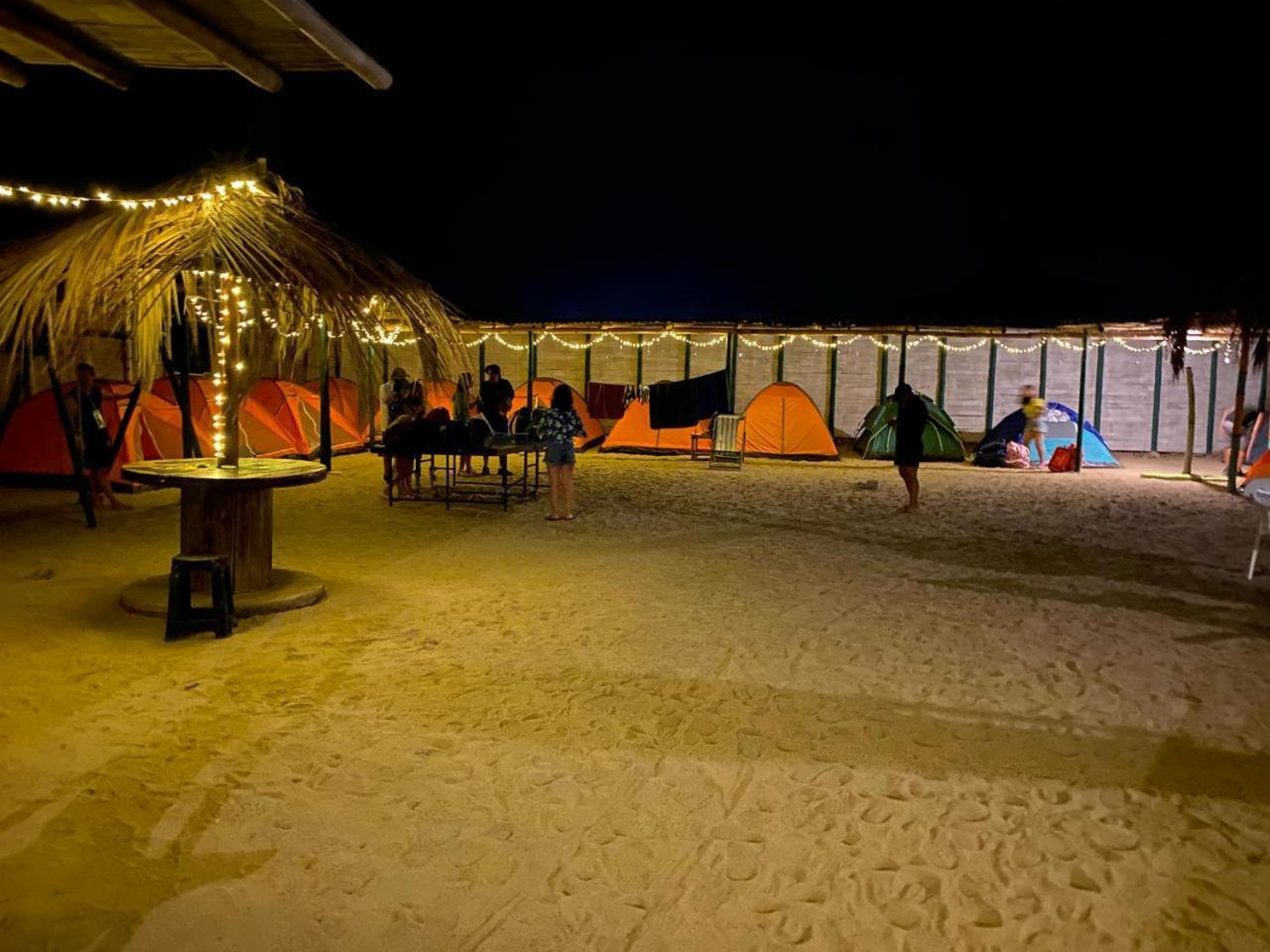 Pepon Surf Camp Hotel Máncora Buitenkant foto