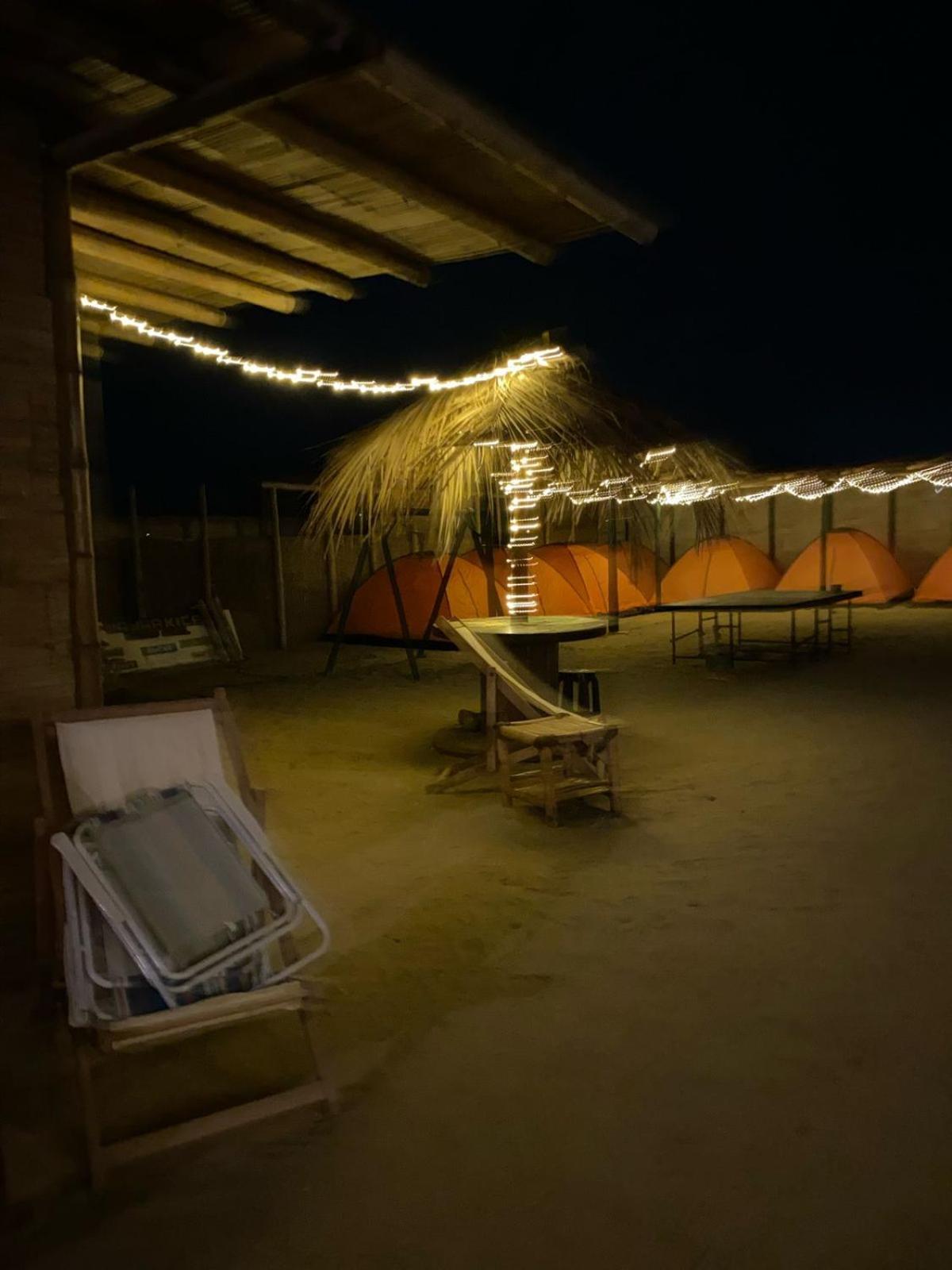 Pepon Surf Camp Hotel Máncora Buitenkant foto